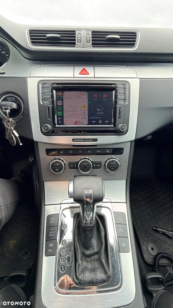 Volkswagen Passat 2.0 TDI DPF DSG Individual - 17