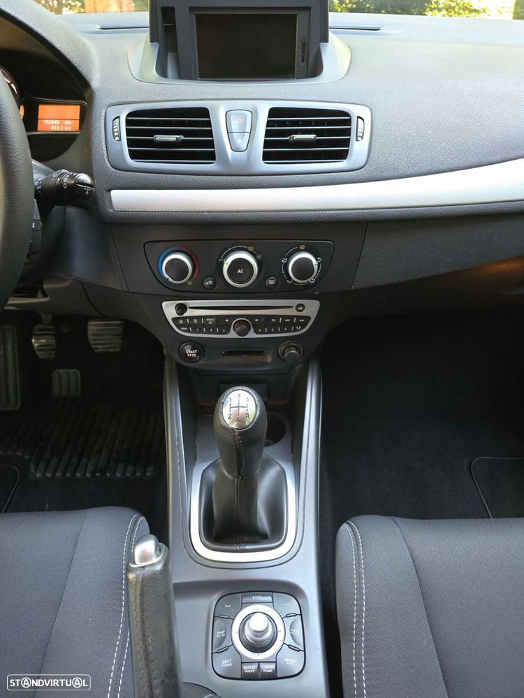 Renault Mégane 1.5 dCi Confort - 16