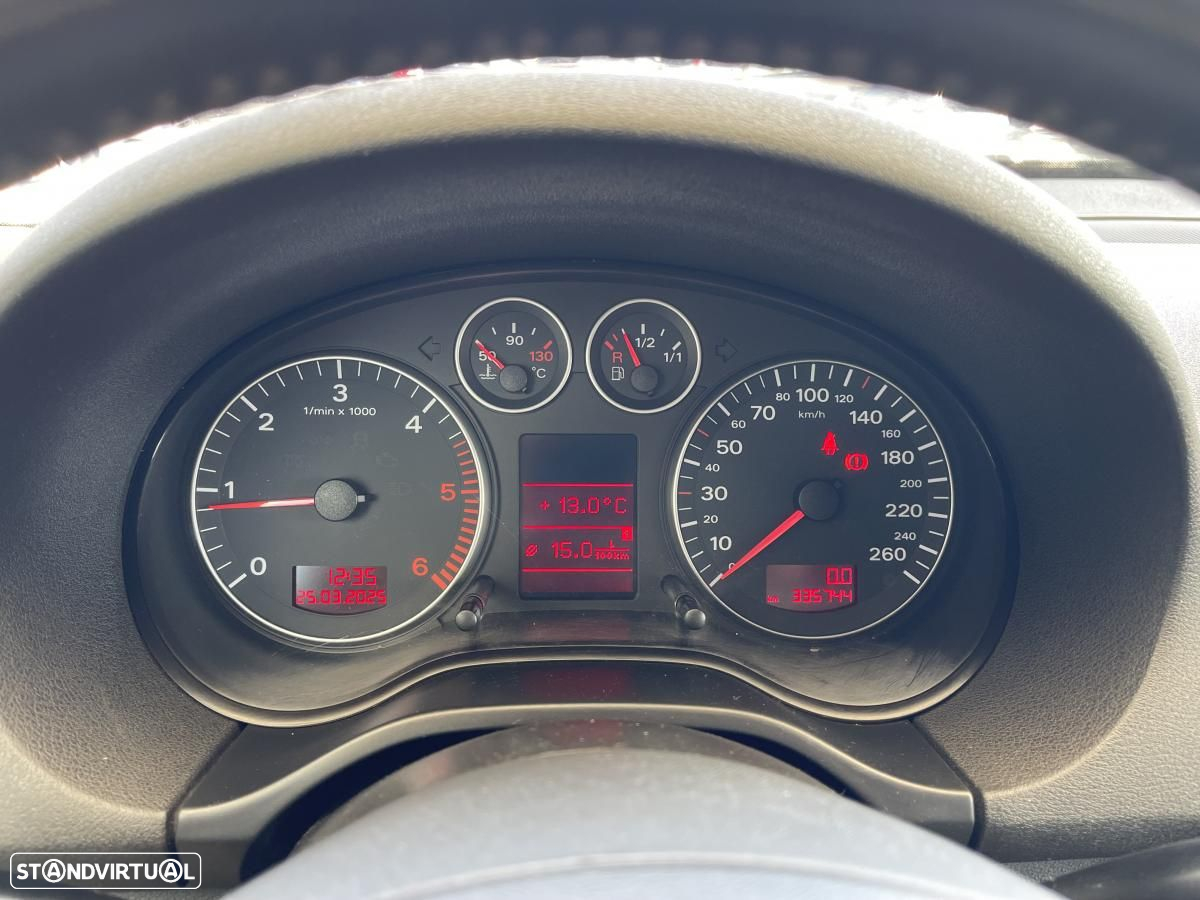 Audi A3 2.0 TDI Attraction - 10