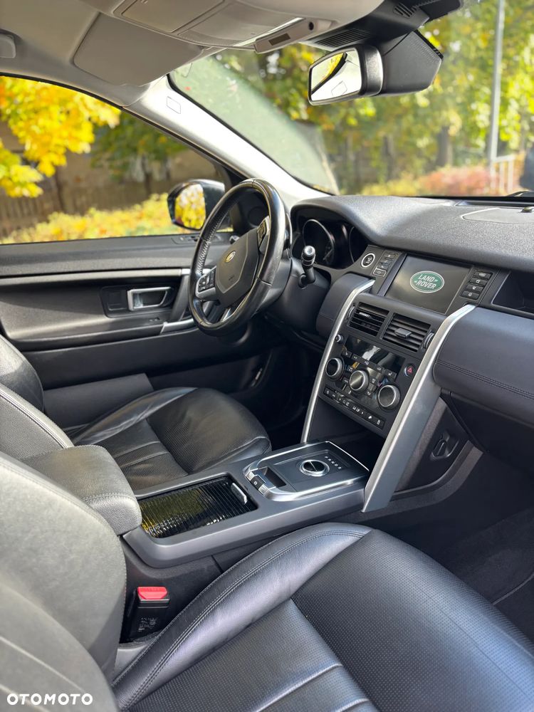Land Rover Discovery Sport - 10