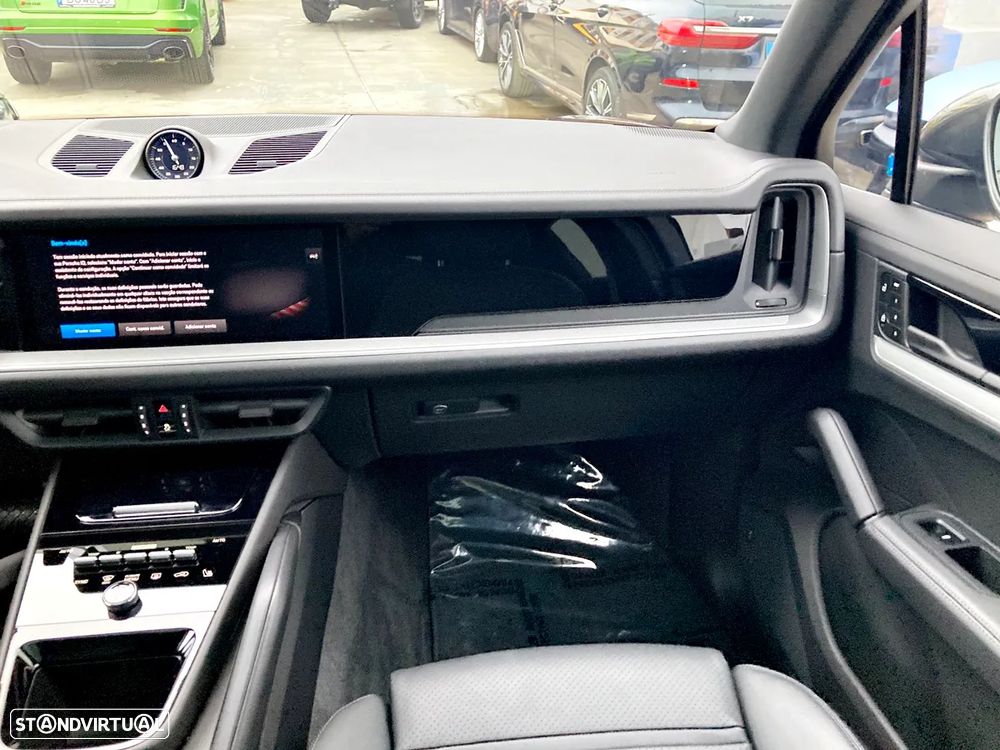 Porsche Cayenne E-Hybrid - 11