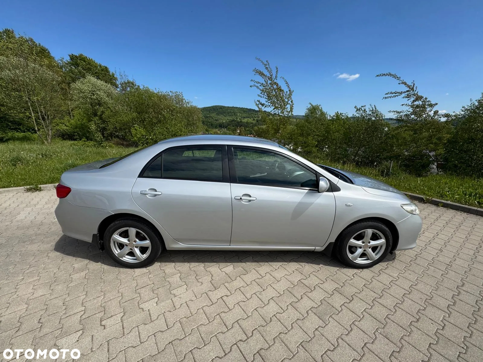 Toyota Corolla - 14