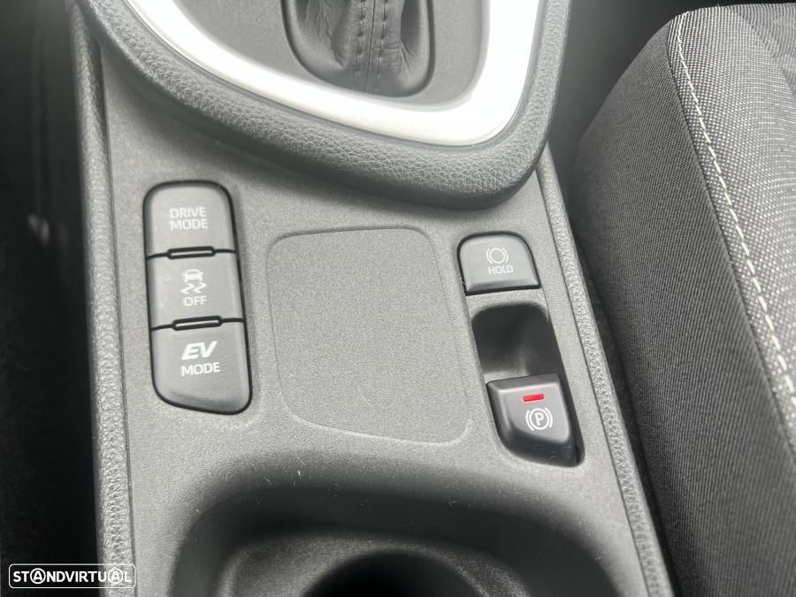 Toyota Yaris 1.5 HDF Comfort Plus - 37