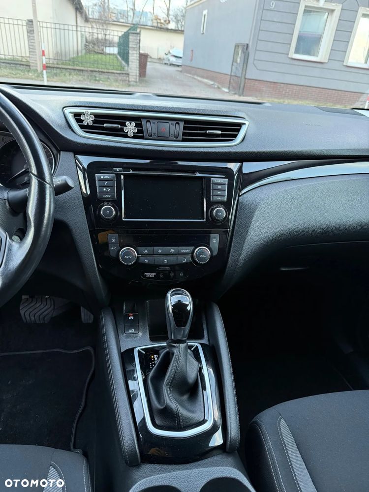 Nissan Qashqai ver-1-3-dig--t-acenta-dct - 8