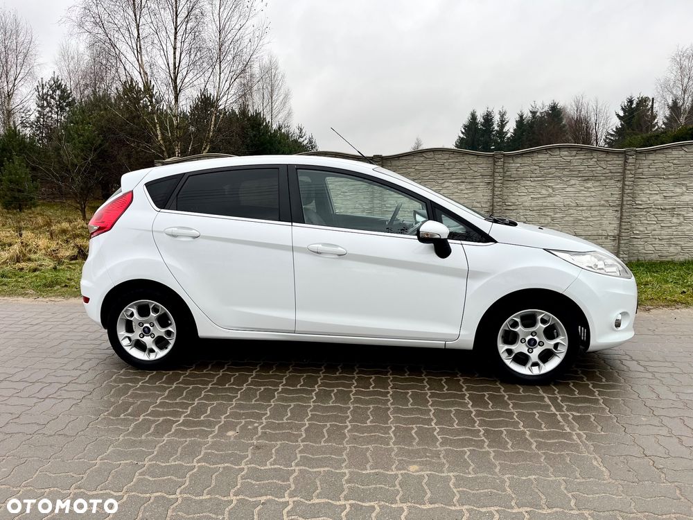 Ford Fiesta 1.25 Titanium - 10
