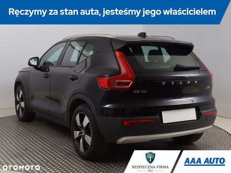 Volvo XC 40 - 6