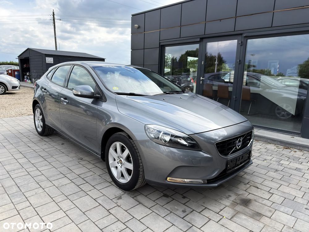 Volvo V40 D2 R-Design Momentum - 14
