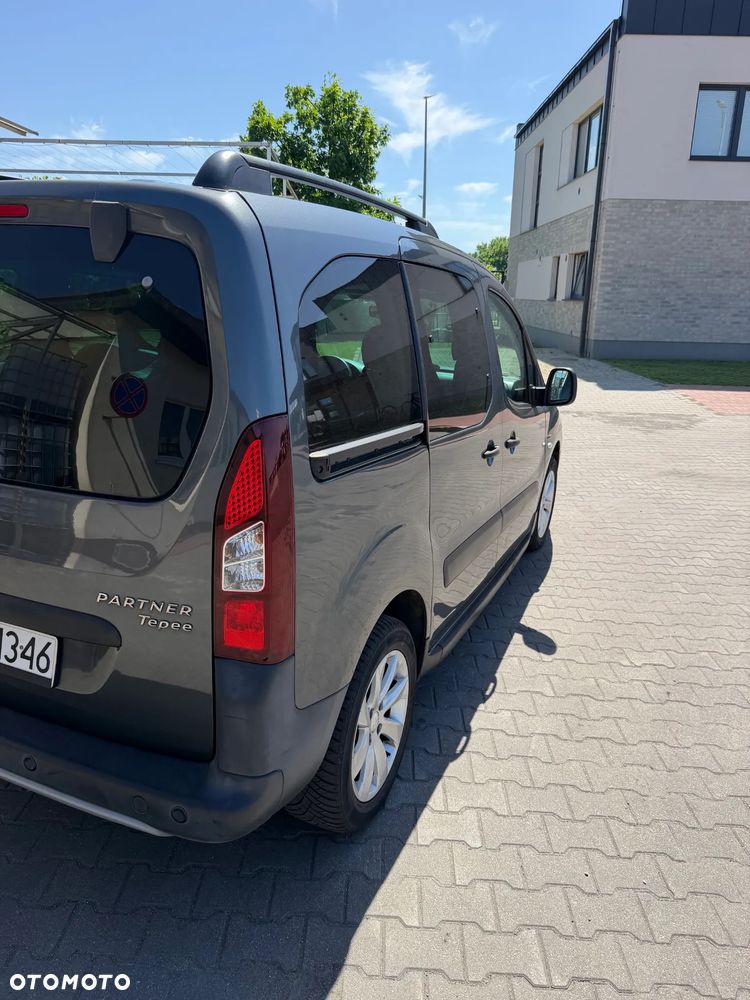 Peugeot Partner 1.6 BlueHDi Outdoor S&S - 2
