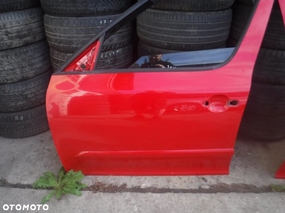 Skoda Yeti Lift drzwi przod prawe lewe szyba LF3K 8T8T ladna - 2