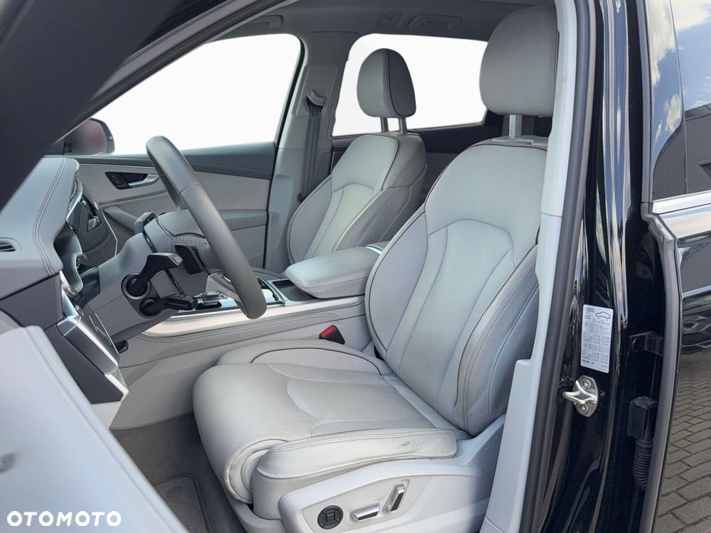 Audi Q7 - 10