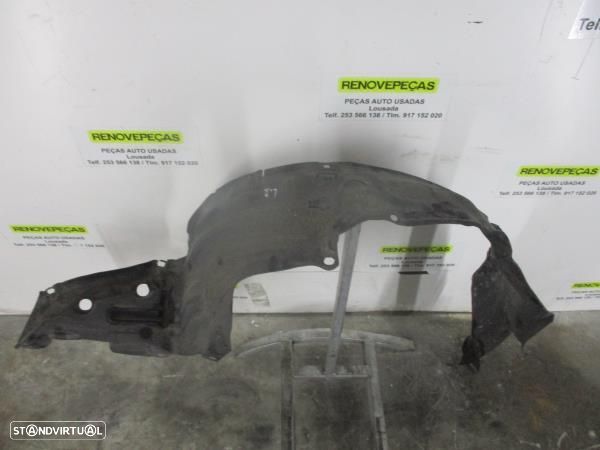 Cave Roda Frente Dto Nissan Primera (P11) - 1