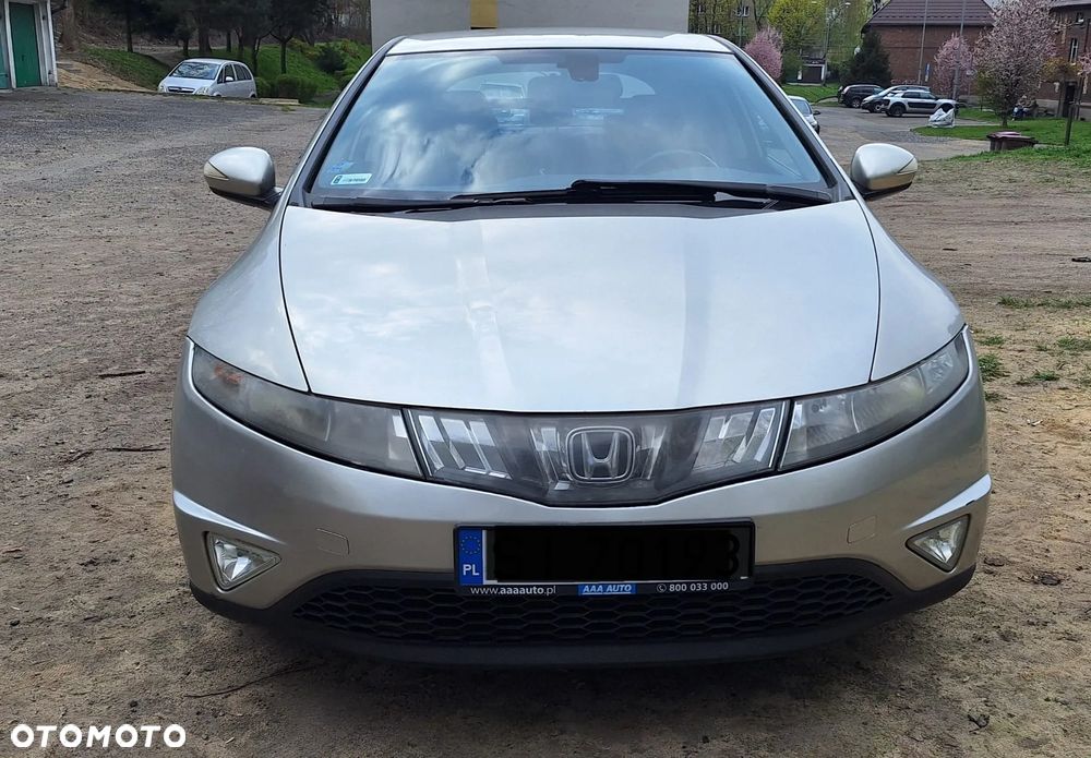Honda Civic 1.8 Comfort - 3