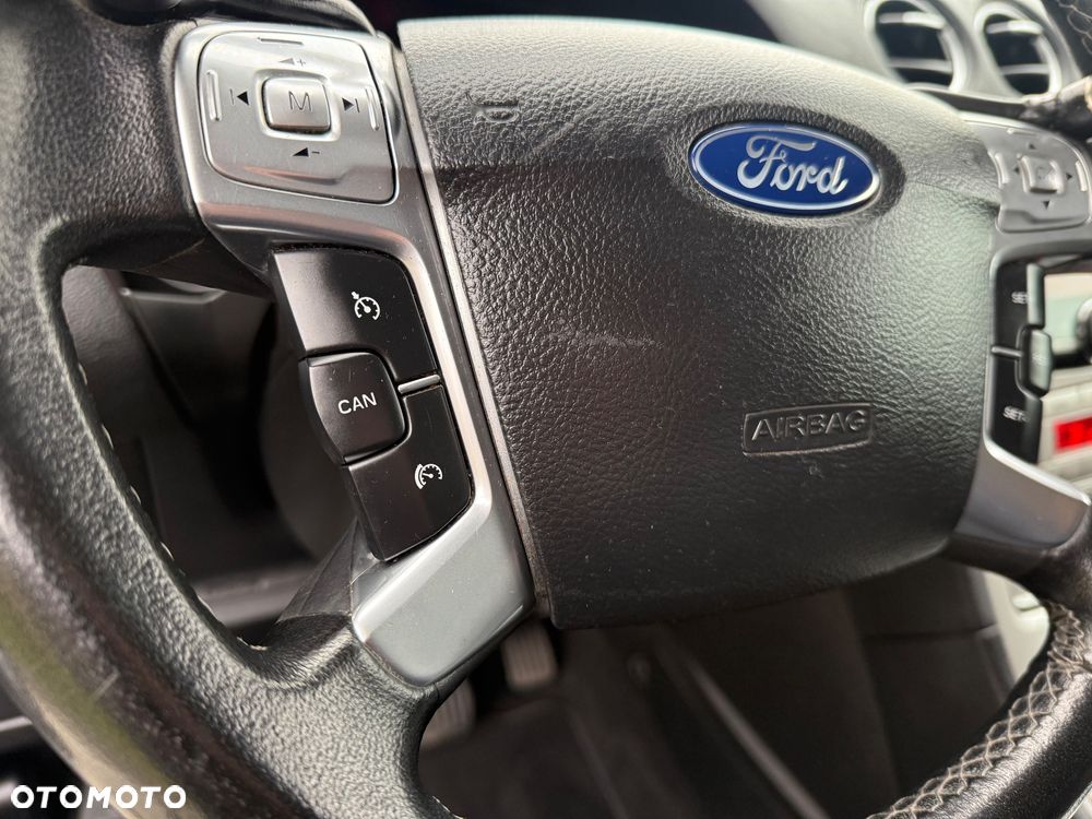 Ford Galaxy 2.0 TDCi Titanium - 12