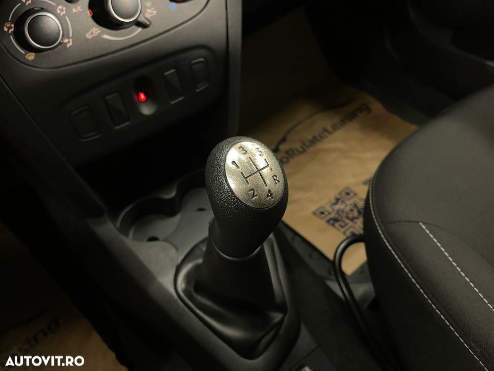 Dacia Logan 0.9 TCe Laureate - 17