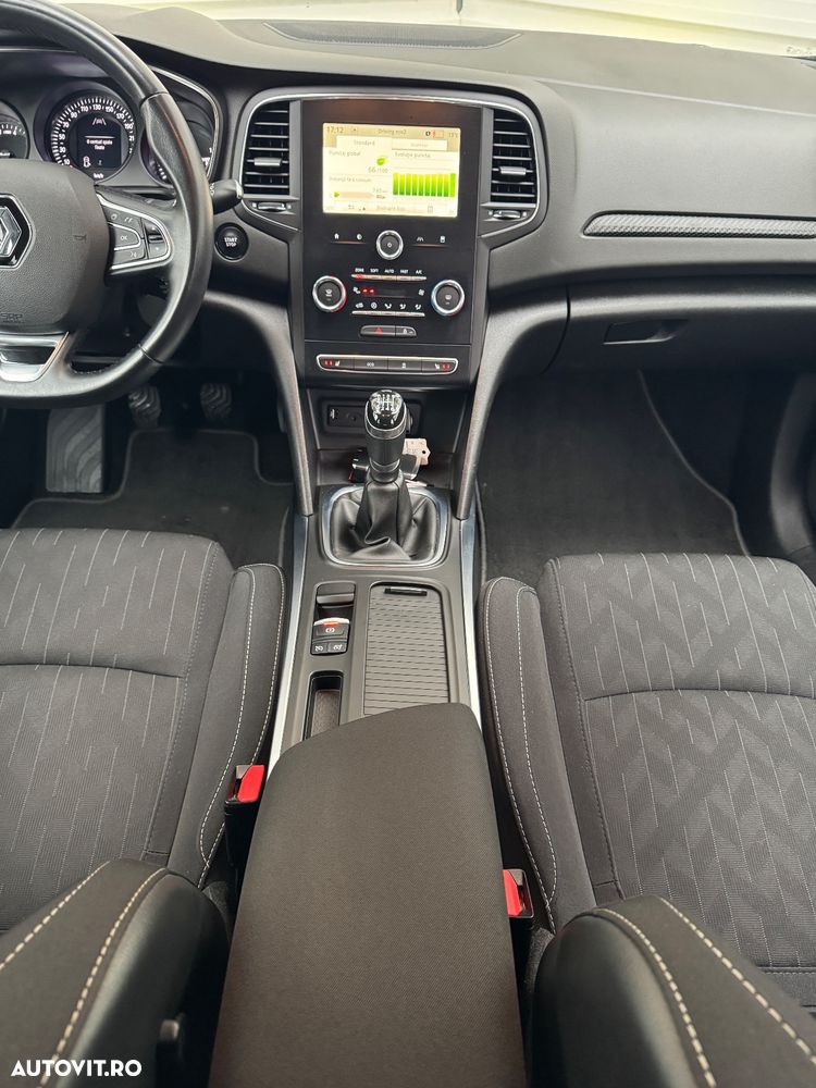 Renault Megane Grandtour TCe 140 GPF LIMITED - 7