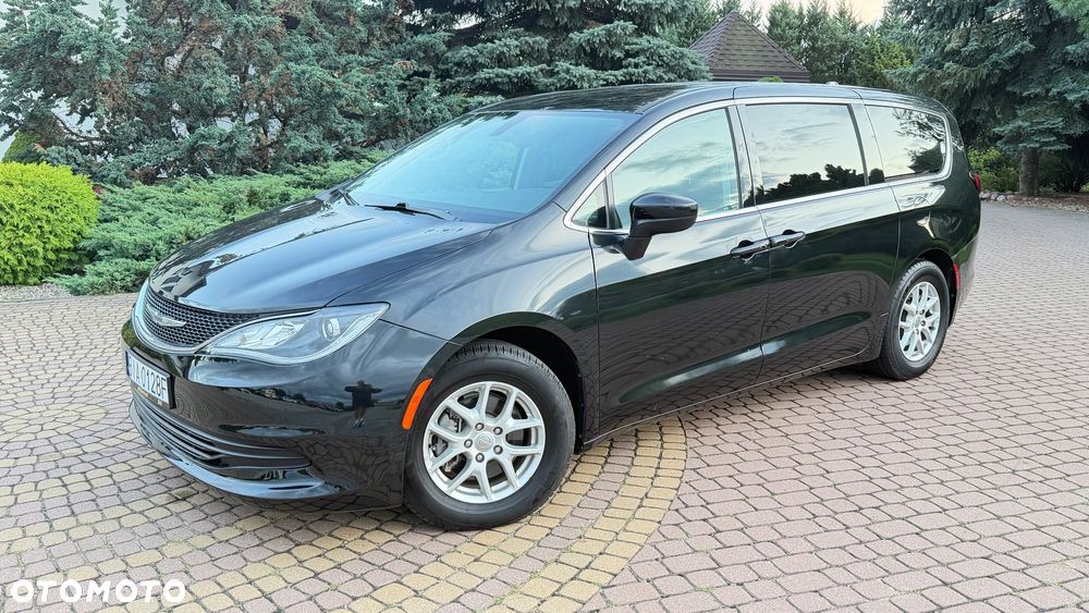 Chrysler Pacifica - 13