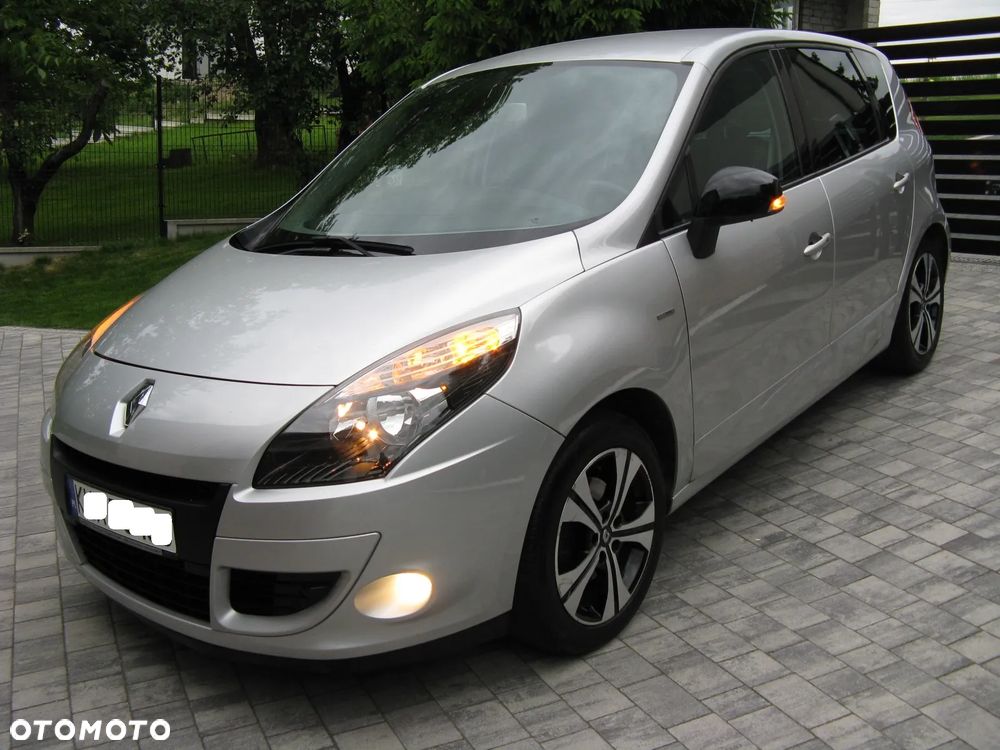 Renault Scenic 1.6 16V TomTom Edition - 1