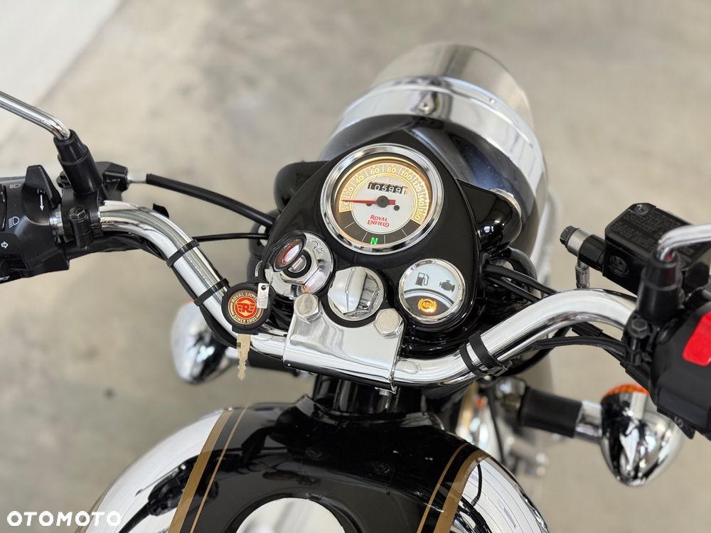 Royal Enfield Classic - 21