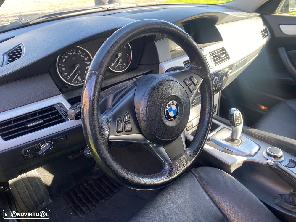BMW 520 dA Touring Sport - 8