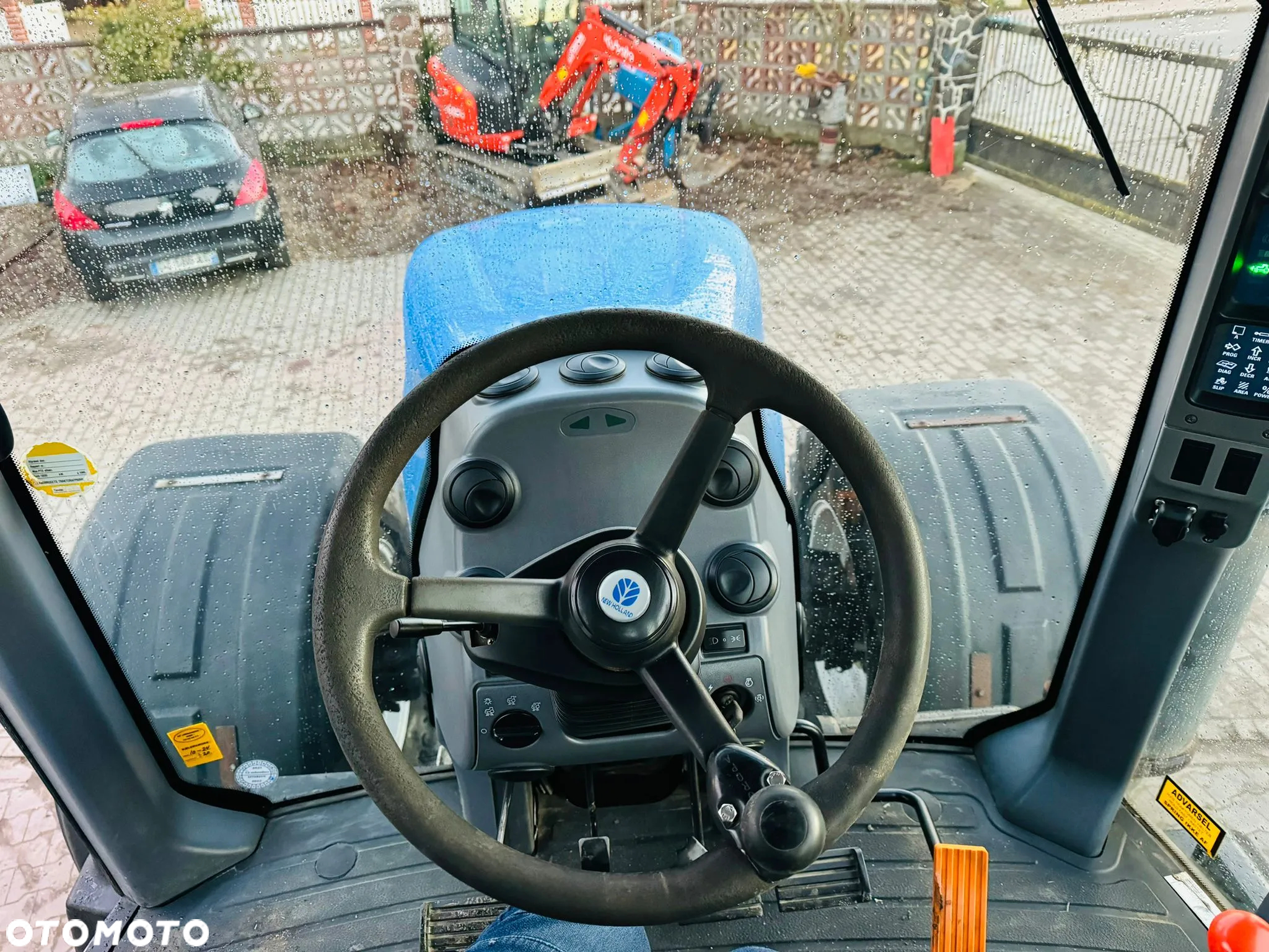 New Holland T8040 - 10