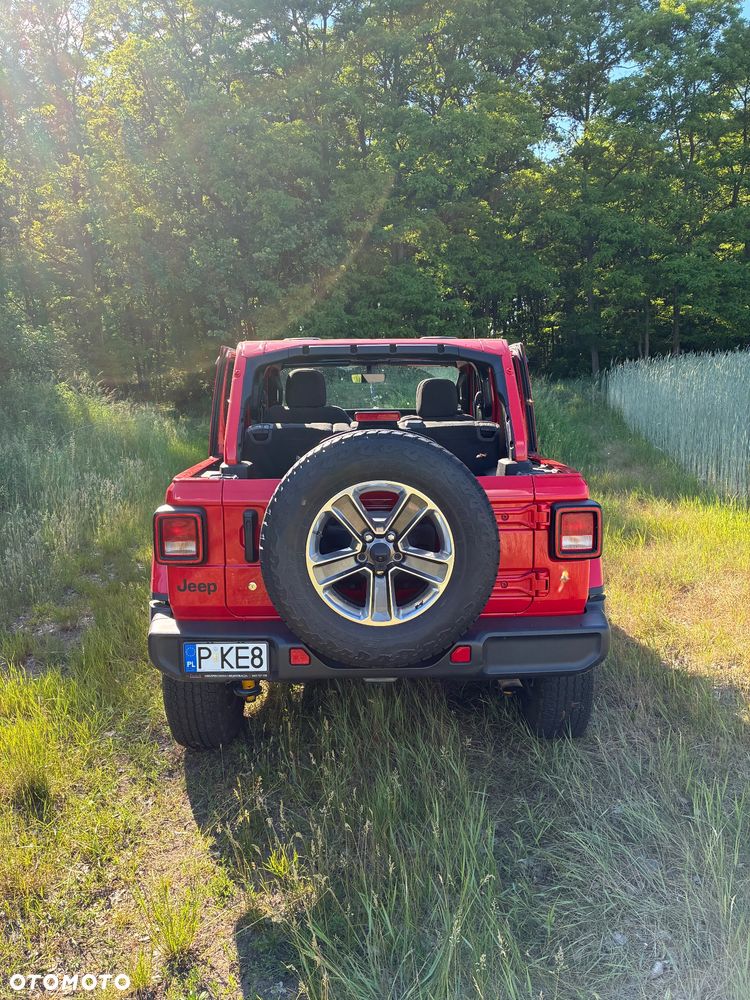 Jeep Wrangler Unlimited GME 2.0 Turbo Sahara - 11