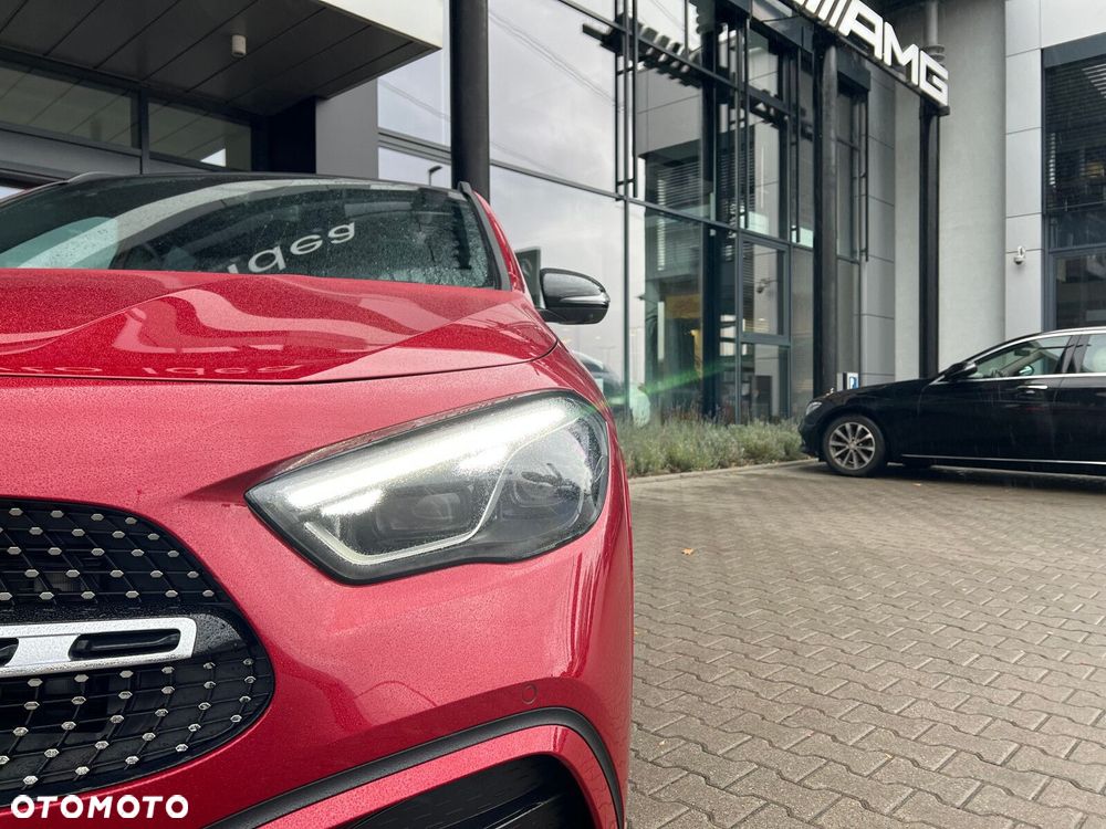 Mercedes-Benz GLA - 3