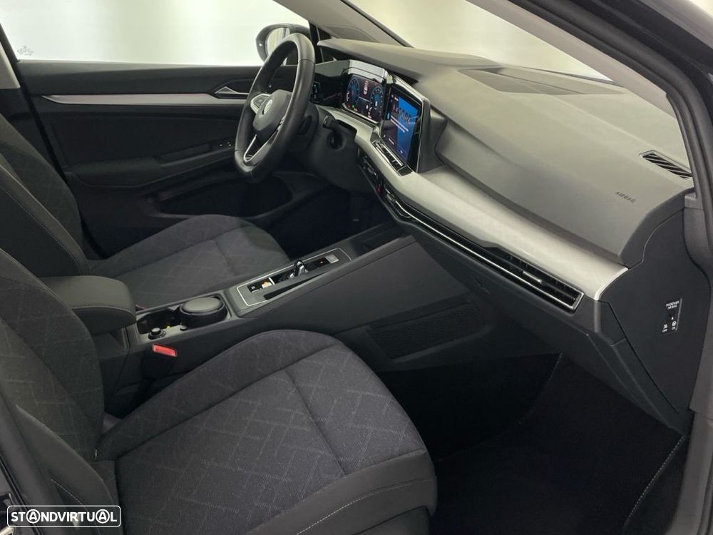 VW Golf 1.5 eTSI Style DSG - 22