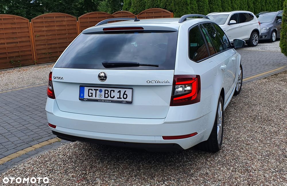 Skoda Octavia - 10