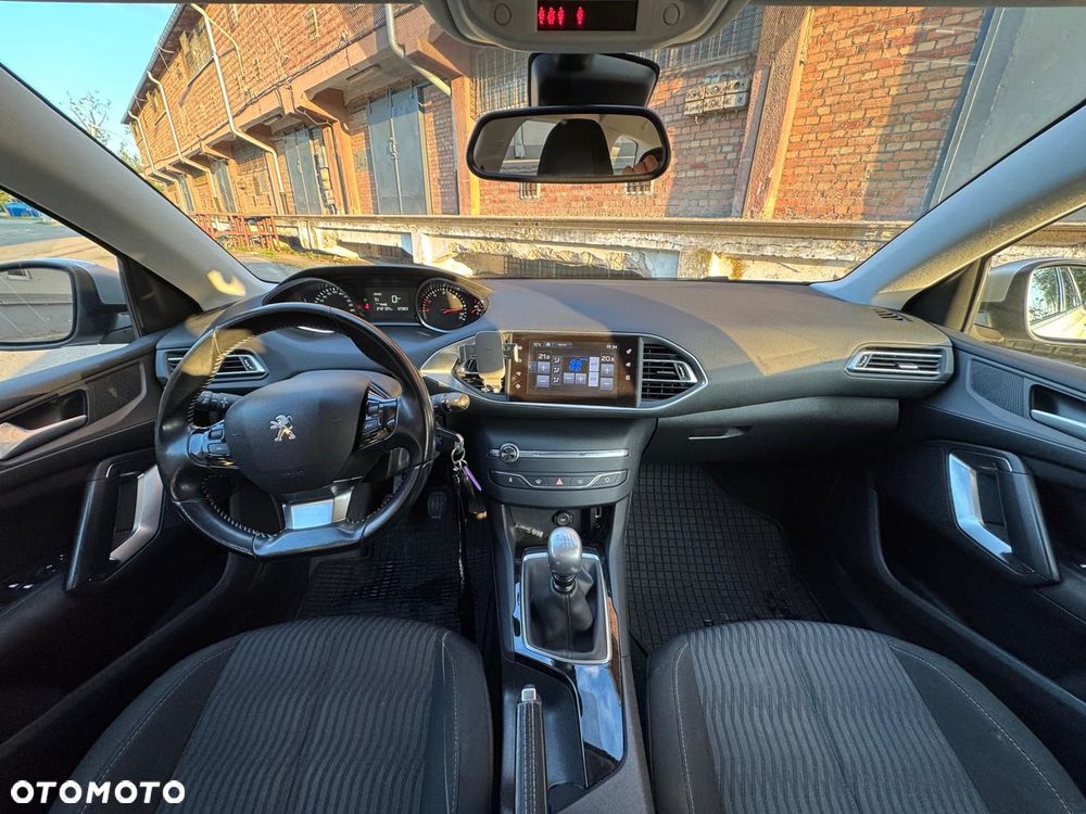 Peugeot 308 - 16