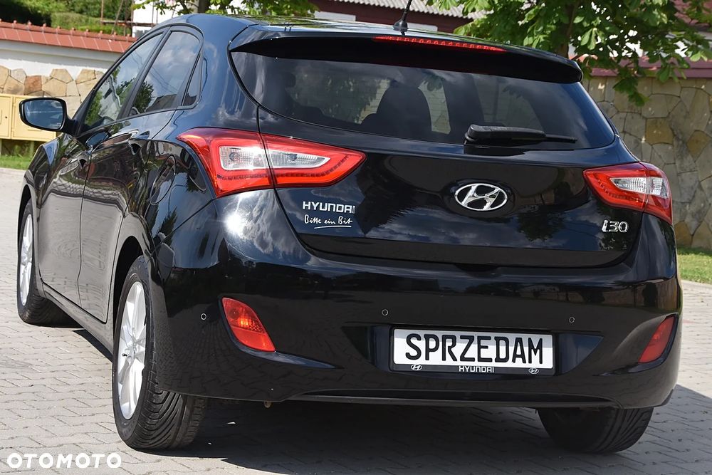 Hyundai i30 1.6 CRDi Classic + - 5