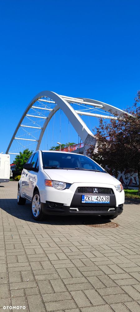 Mitsubishi Colt 1.3 Inform - 18