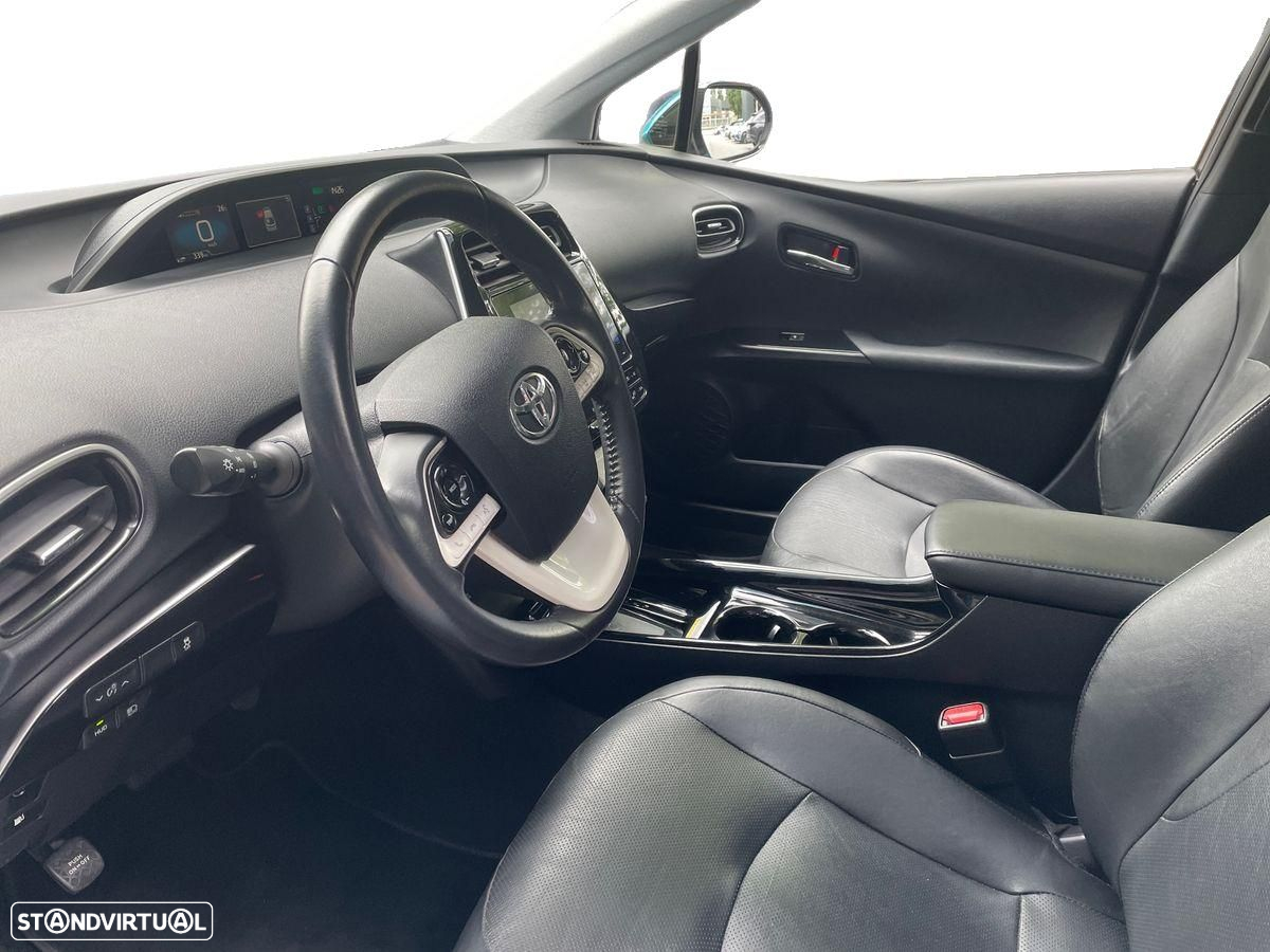 Toyota Prius - 12