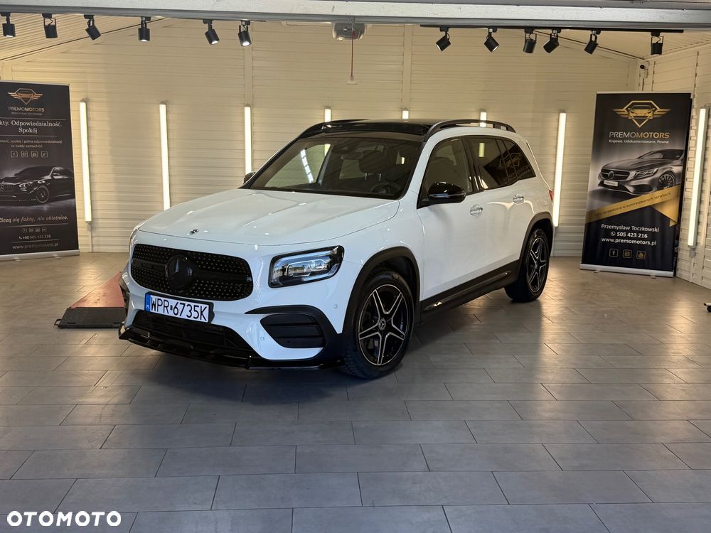 Mercedes-Benz GLB 200 4-Matic AMG Line 8G-DCT - 10