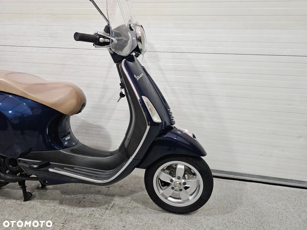 Piaggio Vespa - 10