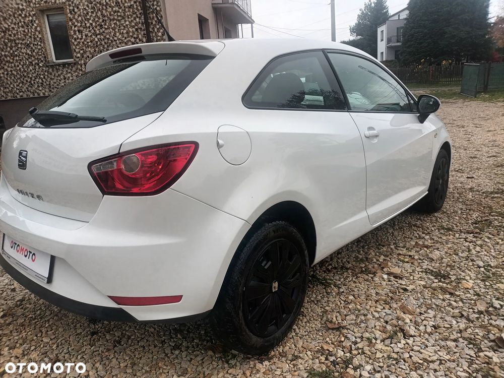 Seat Ibiza SC 1.4 16V Style - 12