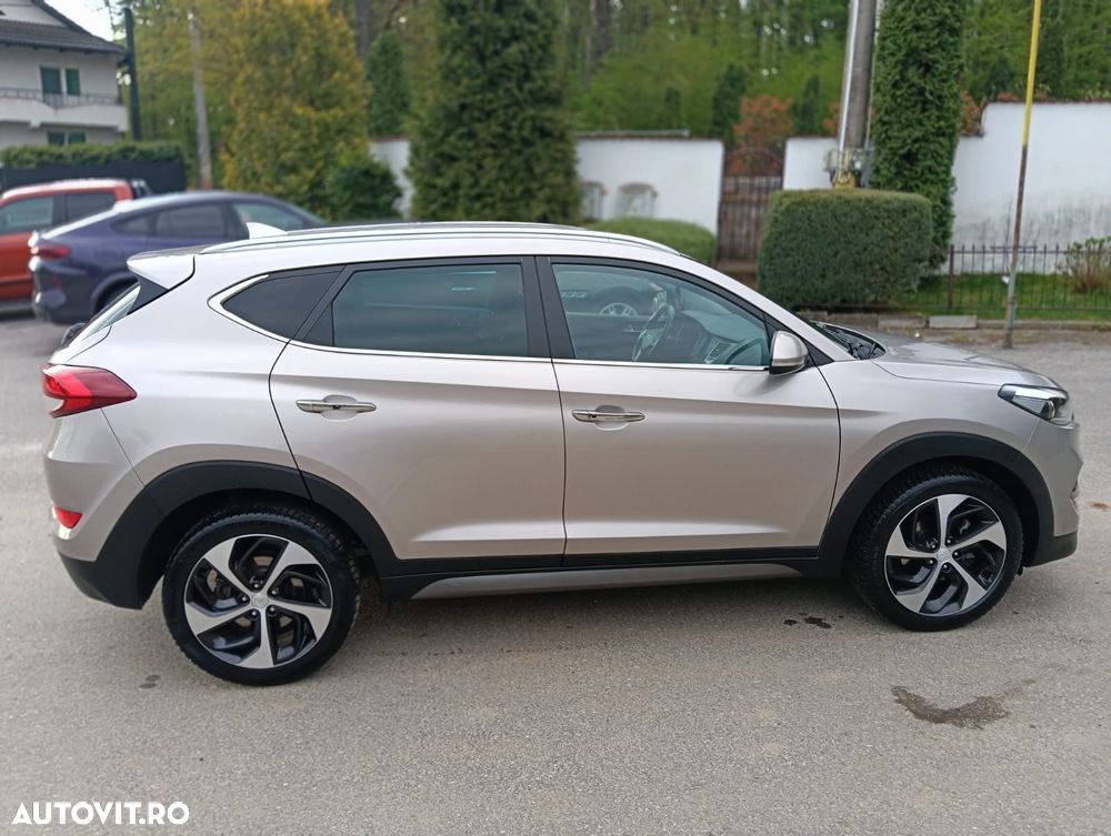 Hyundai Tucson blue 1.7 CRDi 2WD DCT Style - 11