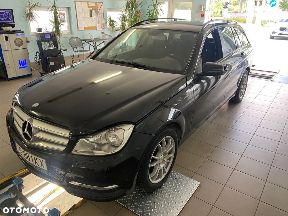 Mercedes-Benz Klasa C 220 CDI 7G-TRONIC Avantgarde Edition - 12