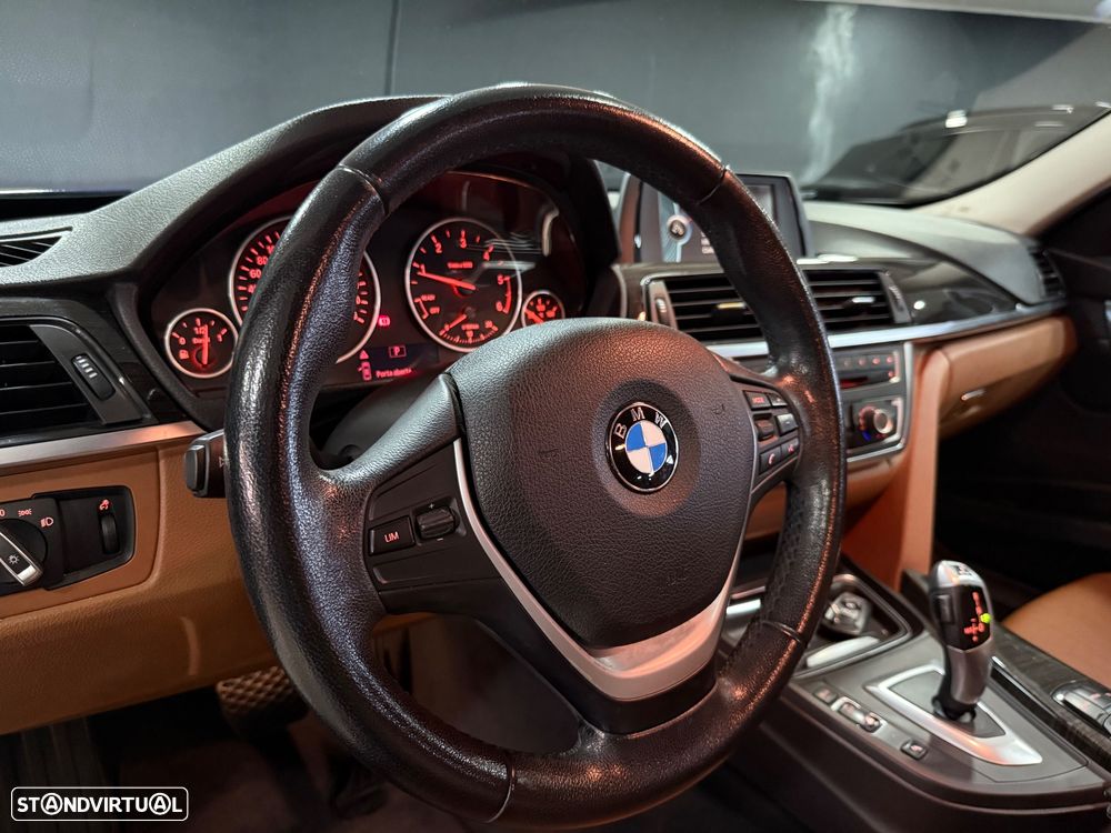 BMW 318 d Touring Auto Line Luxury - 15