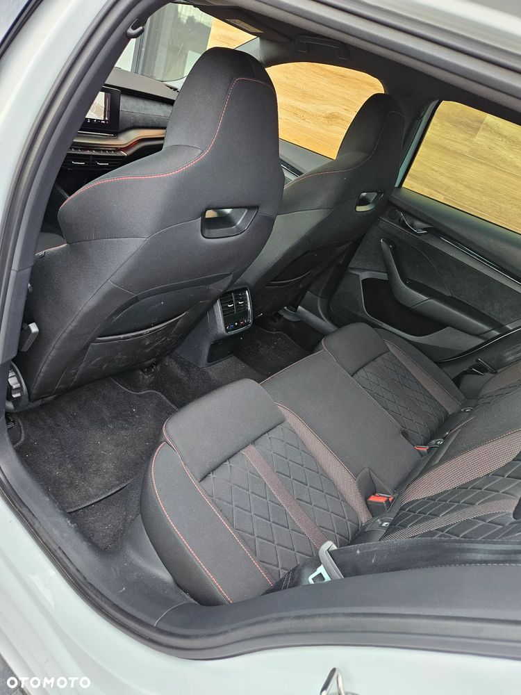 Skoda Octavia 2.0 TSI RS DSG - 14