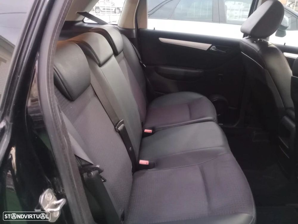 Mercedes-Benz B 180 CDI Autotronic - 18