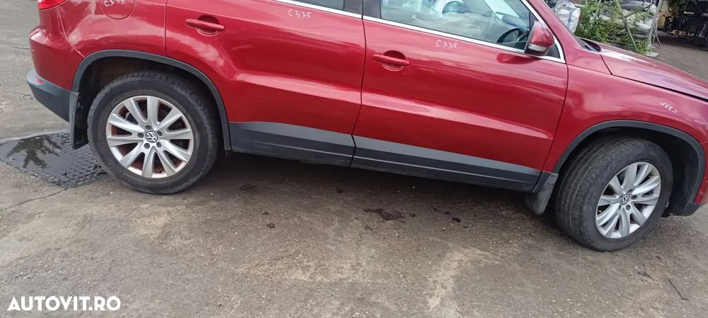 Dezmembrari / Dezmembrez Volkswagen Tiguan 2.0 CBAB cutie viteze KUG cod culoare LA3T - 3