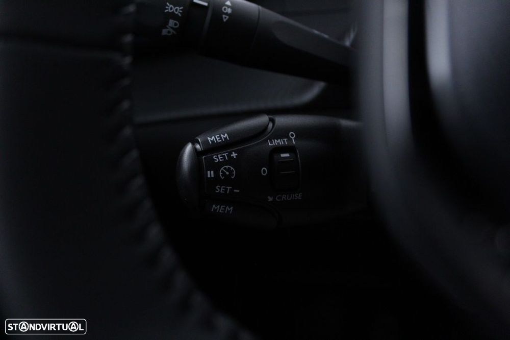 Peugeot 208 1.5 BlueHDi Active Pack - 26