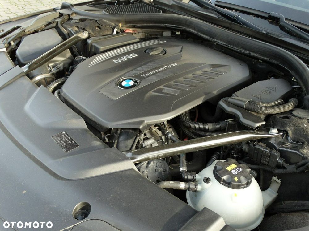 BMW Seria 7 740d xDrive - 37