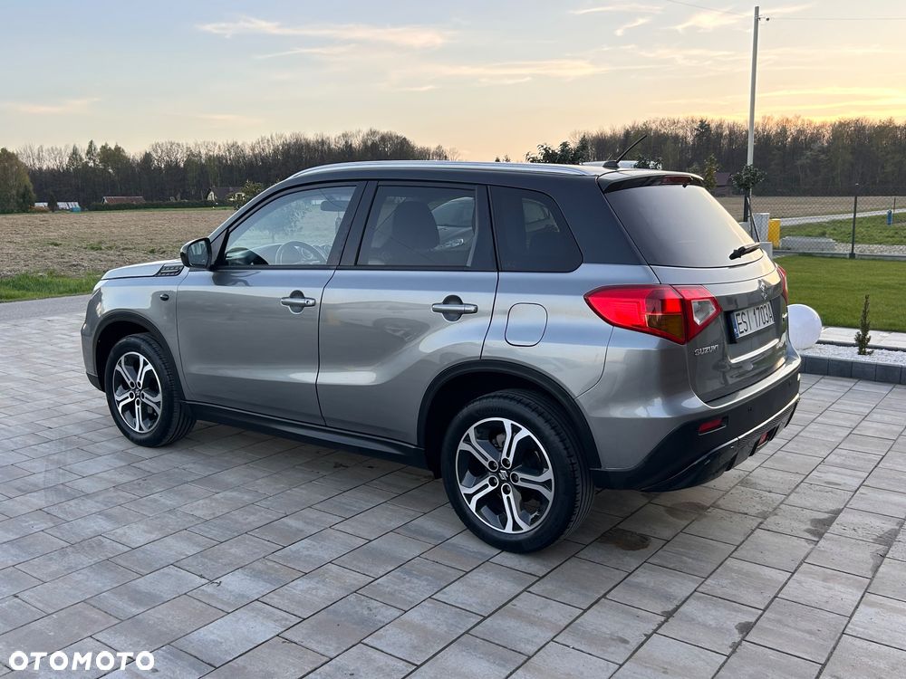 Suzuki Vitara 1.6 Comfort 2WD - 22