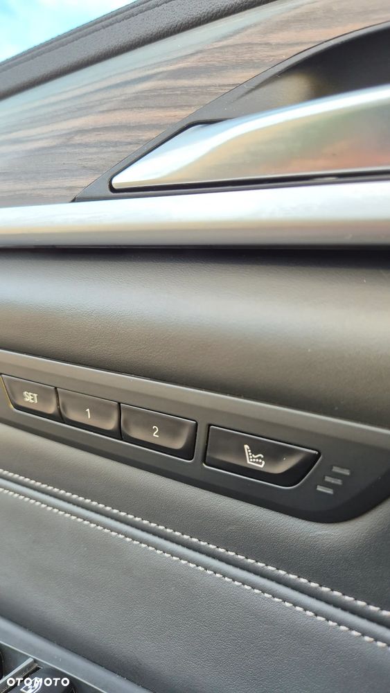 BMW Seria 5 520d xDrive - 19