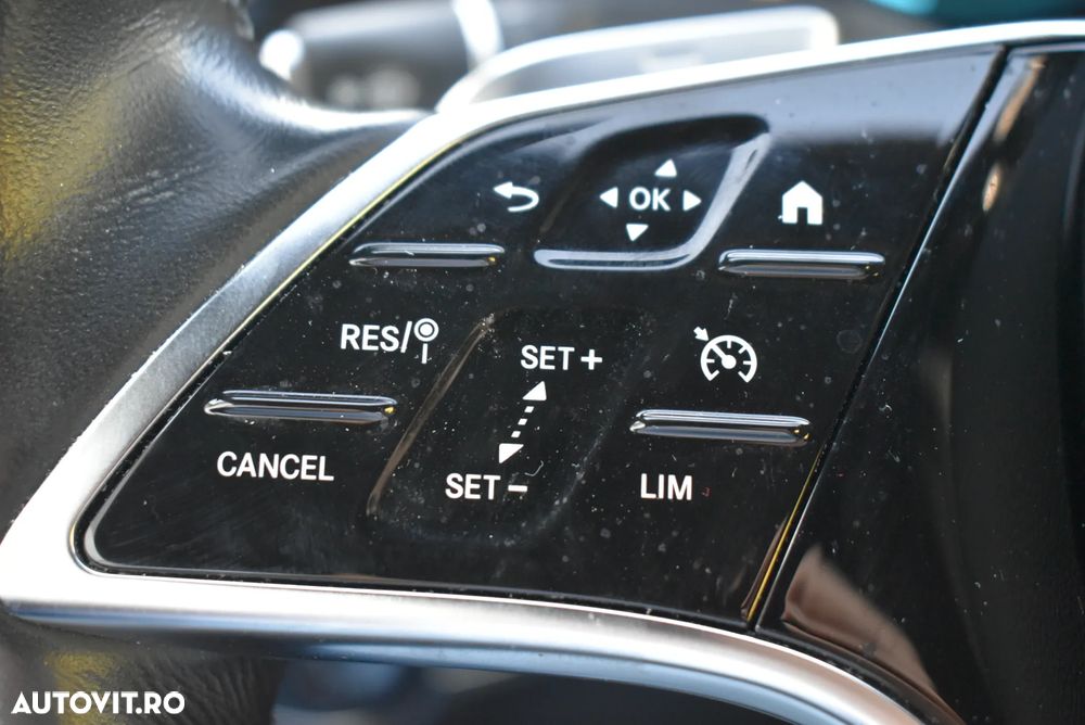Mercedes-Benz E 200 MHEV - 15