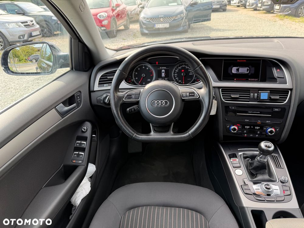 Audi A4 Avant 1.8 TFSI quattro Attraction - 35