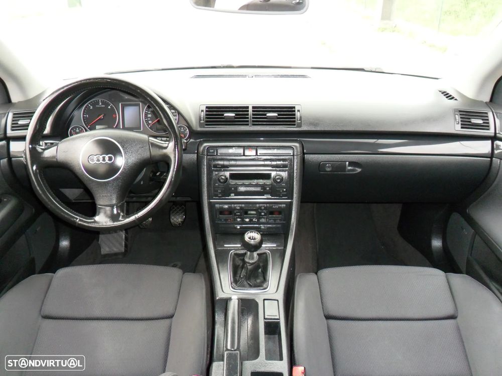 Audi A4 Avant 1.9 TDI M6 Sport - 17