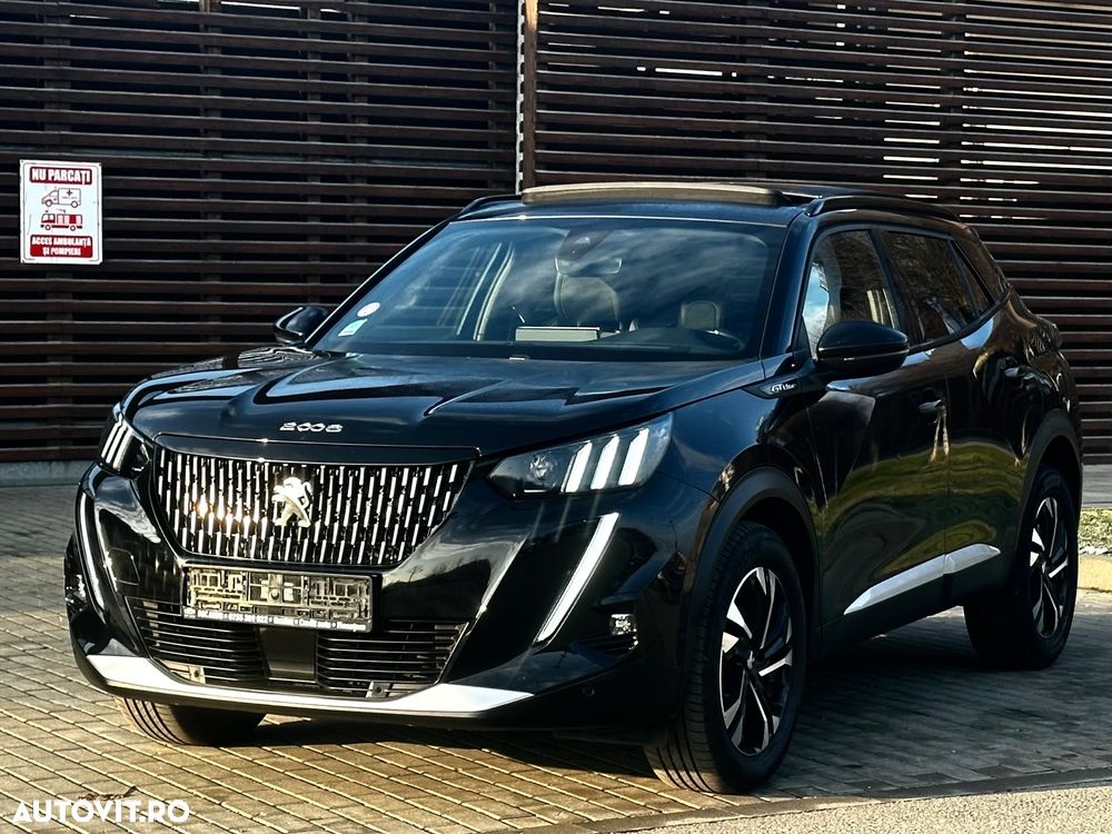 Peugeot 2008 PureTech 130 EAT8 GT Exclusive - 1