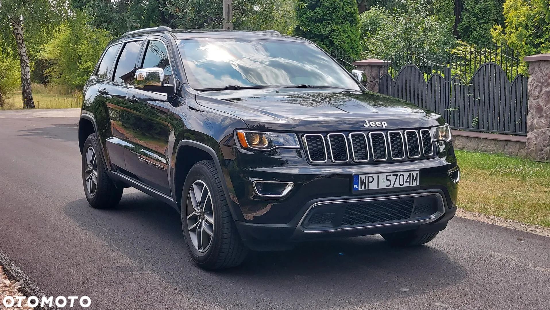 Jeep Grand Cherokee - 1